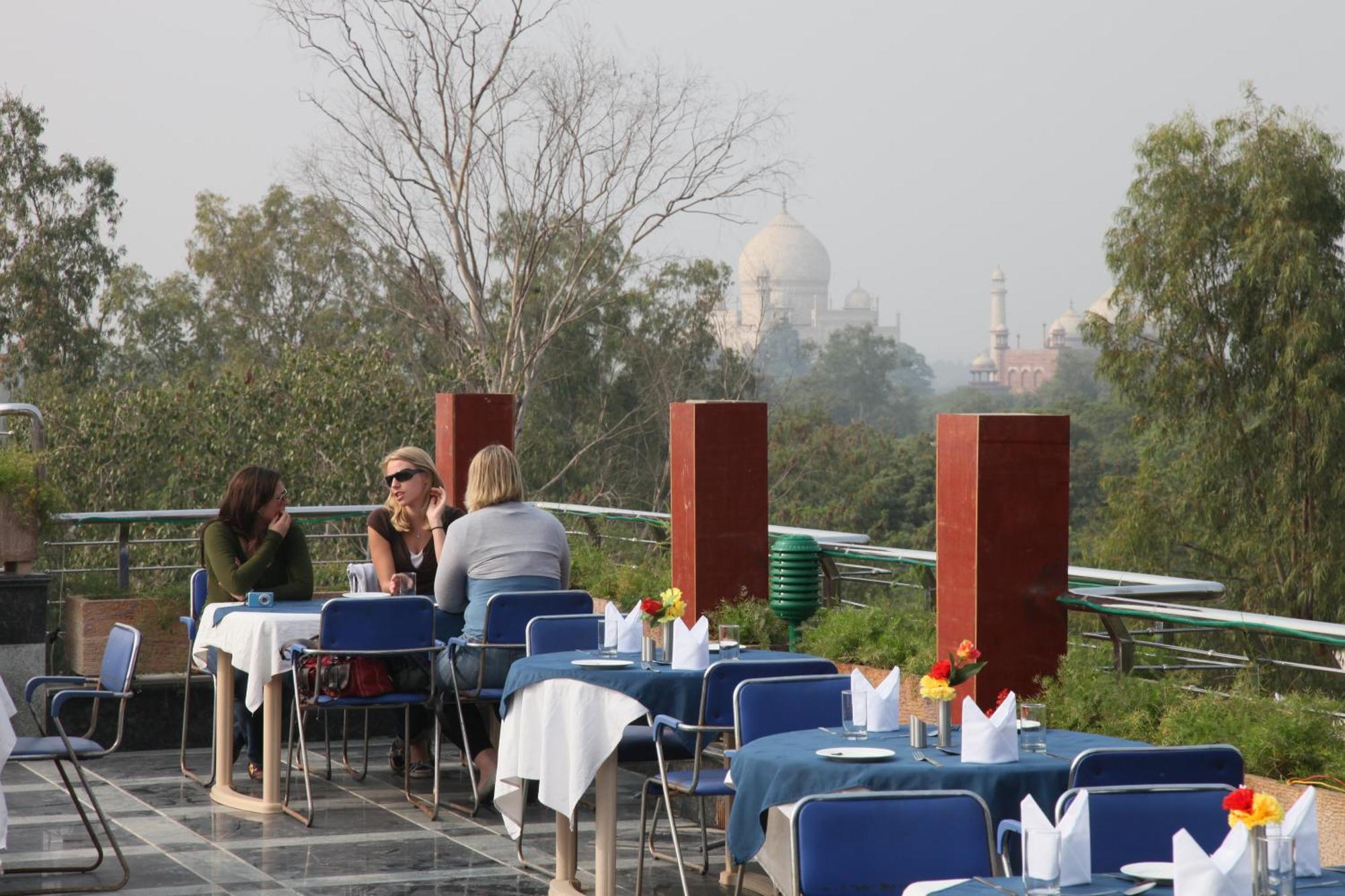 Hotel Taj Resorts Agra  Exterior photo