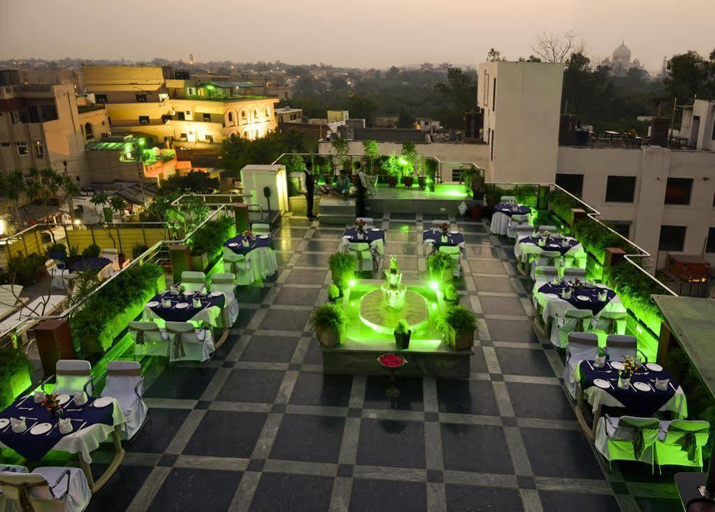 Hotel Taj Resorts Agra  Exterior photo